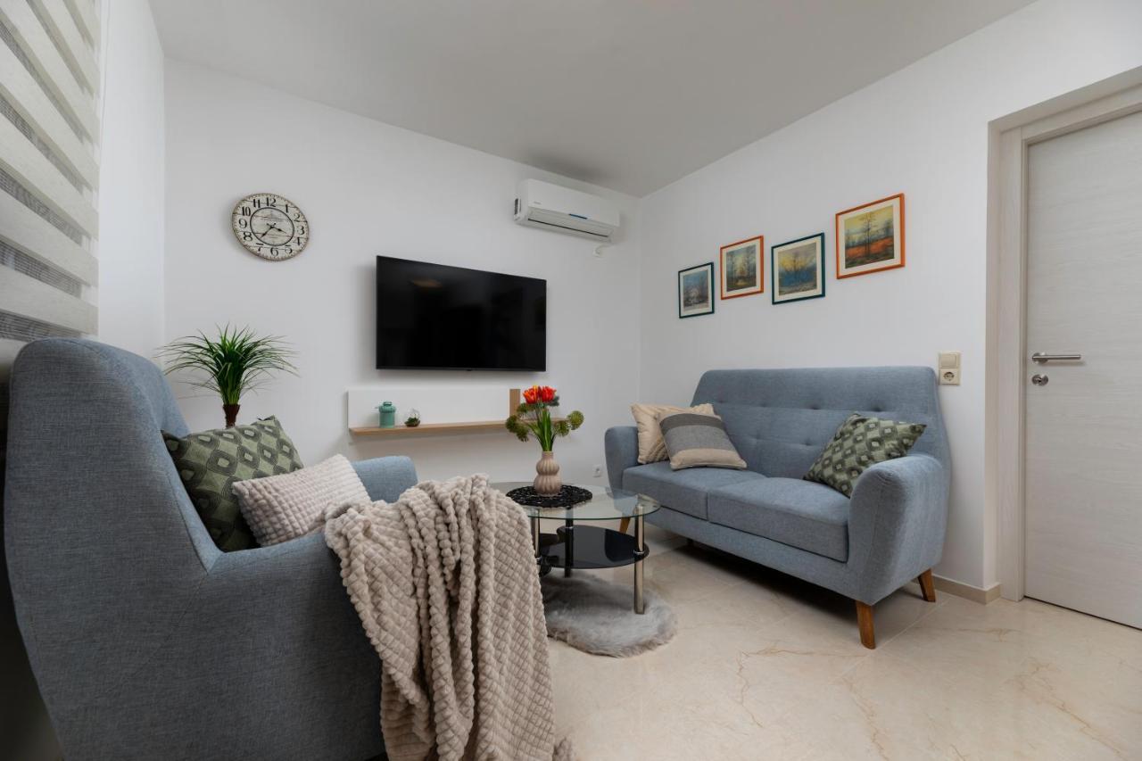 Apartman "Ela" Njivice Dış mekan fotoğraf