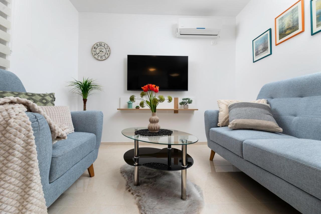 Apartman "Ela" Njivice Dış mekan fotoğraf
