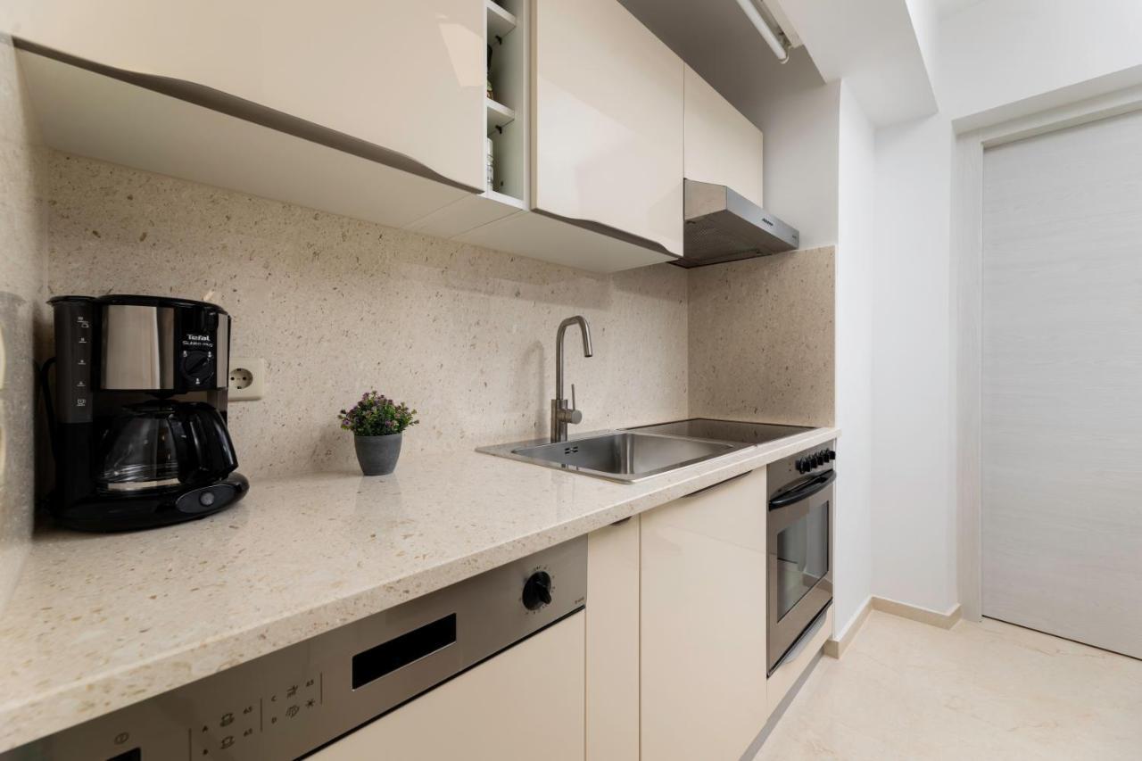 Apartman "Ela" Njivice Dış mekan fotoğraf