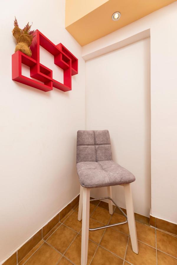Apartman "Ela" Njivice Dış mekan fotoğraf