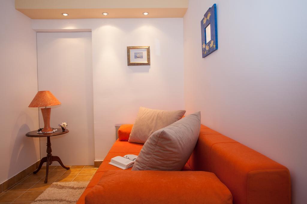 Apartman "Ela" Njivice Dış mekan fotoğraf